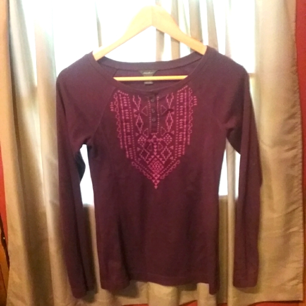 Eddie Bauer embroidery button up t-shirt